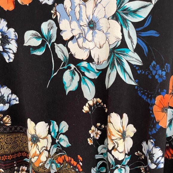 JOHNNY WAS Golden Spring Floral Print Long Sleeve Tee: NWOT! MEDIUM; P2P is 21" - Picture 9 of 10